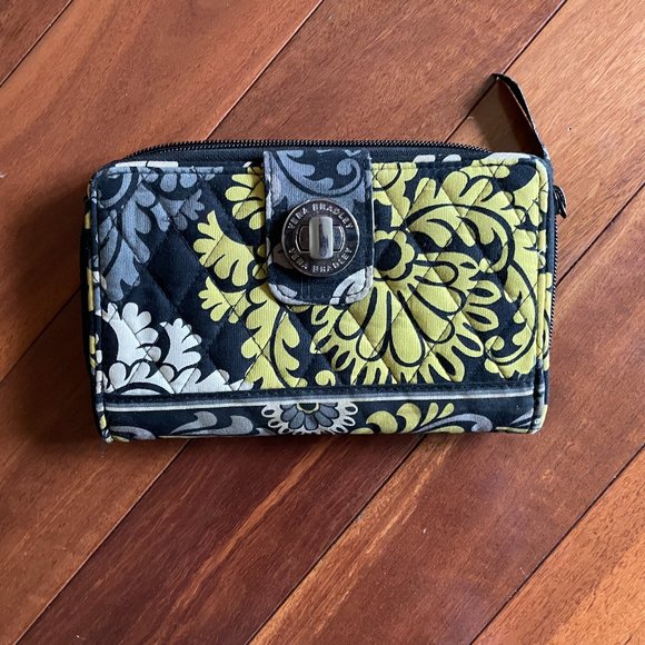 Vera Bradley | Baroque Pattern | Wallet - Picture 1 of 6